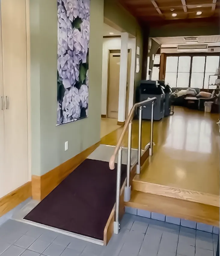 屋内スロープ